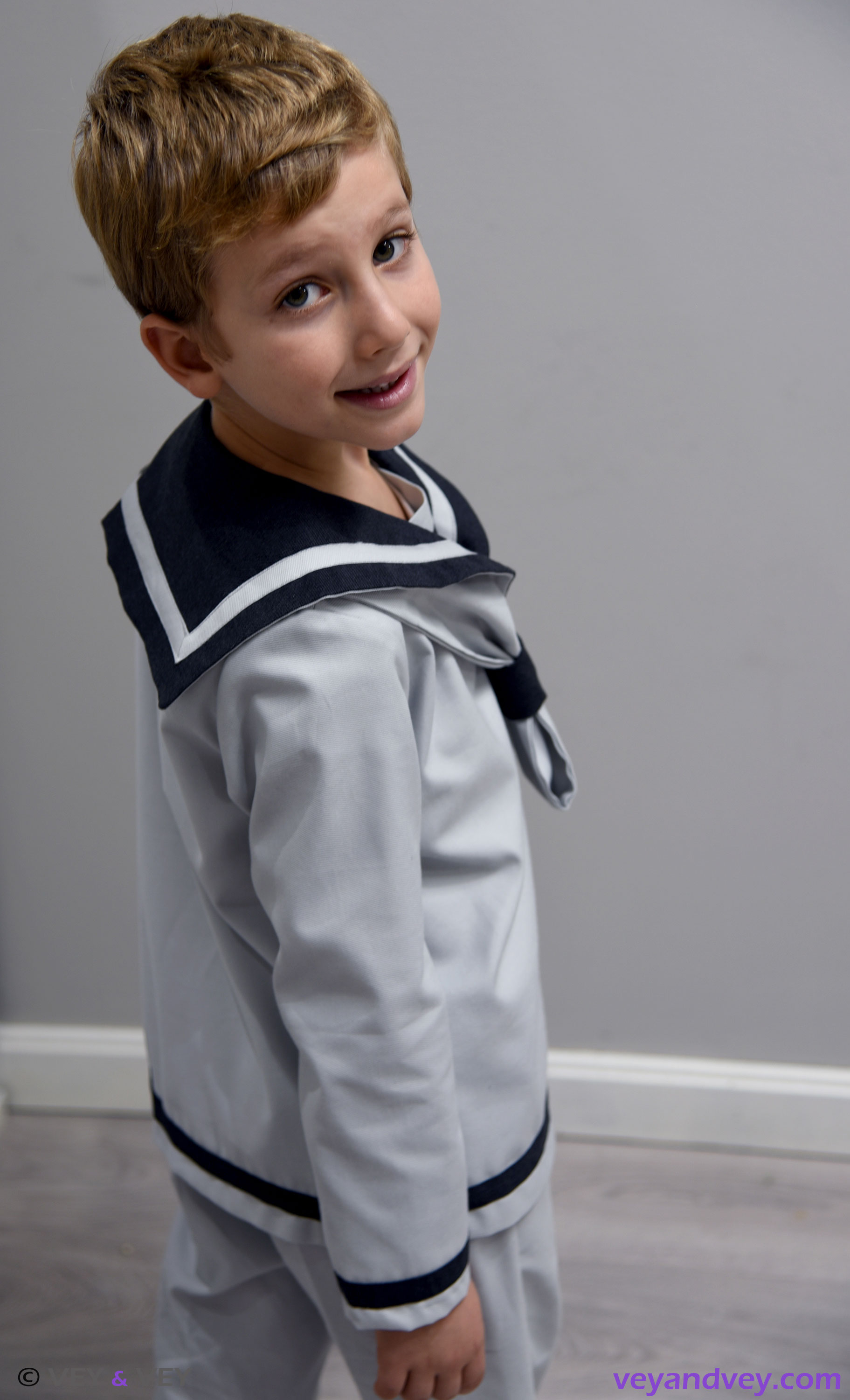 traje-marinero-de-comunion-Luis-B